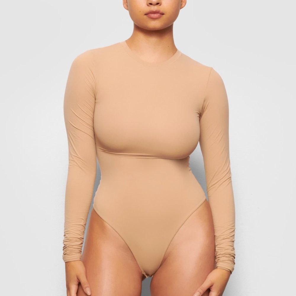 SKIMS Bodysuit XS